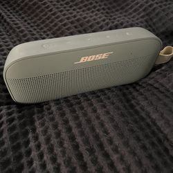 Portable Bose Speaker