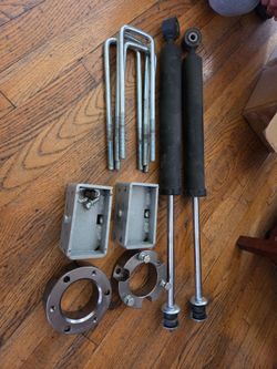 maXpeedingrods 2.5” Front & 2” Rear Suspension Lift Kit w/Shocks