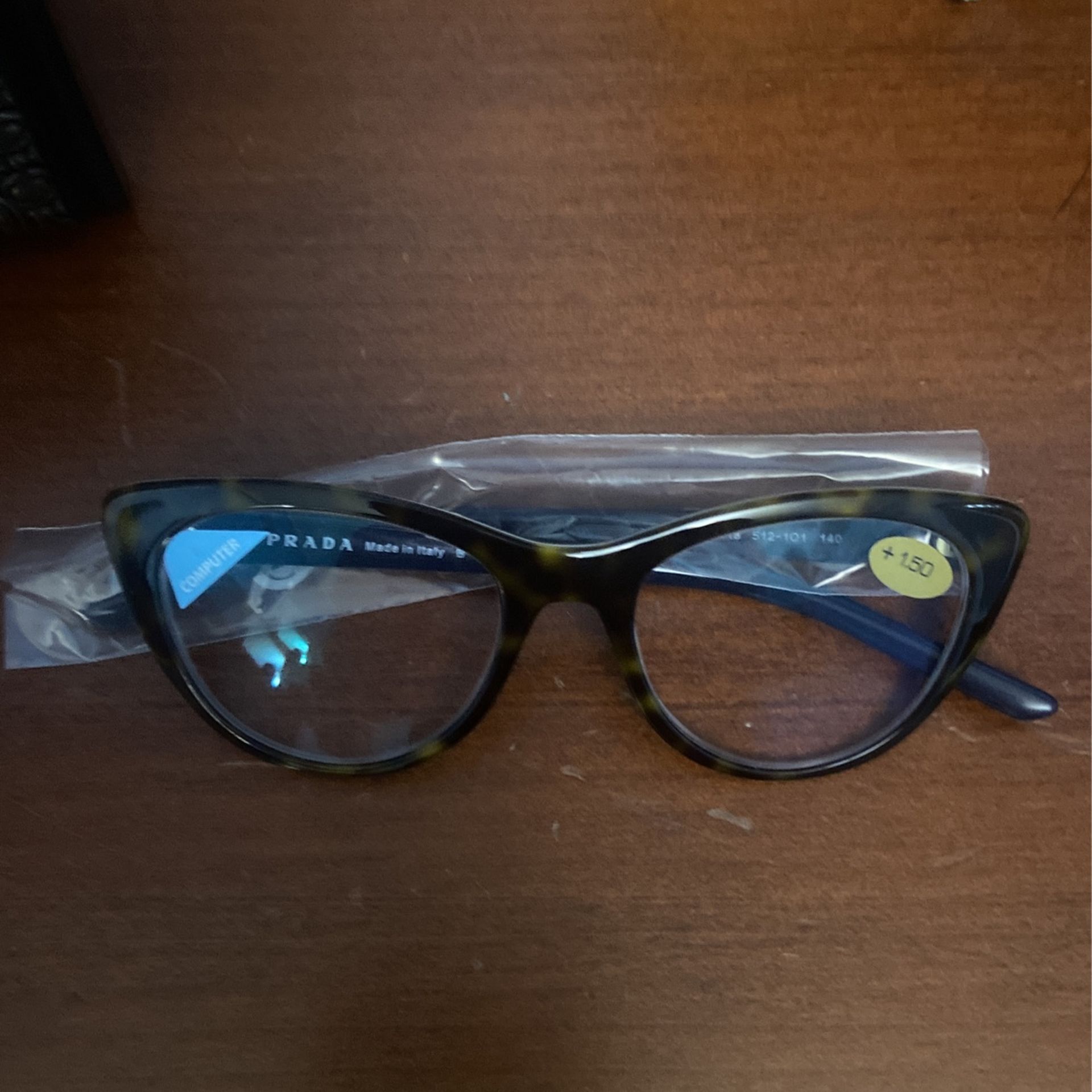 Espejuelos Graduados Prada Para Computer 1.50 for Sale in Hialeah FL OfferUp
