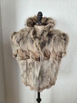 Real Fod Fur Vest, Cap Sleeve Size Small NO OFFERS 