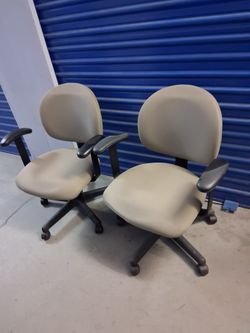$30 each task chair comfortable