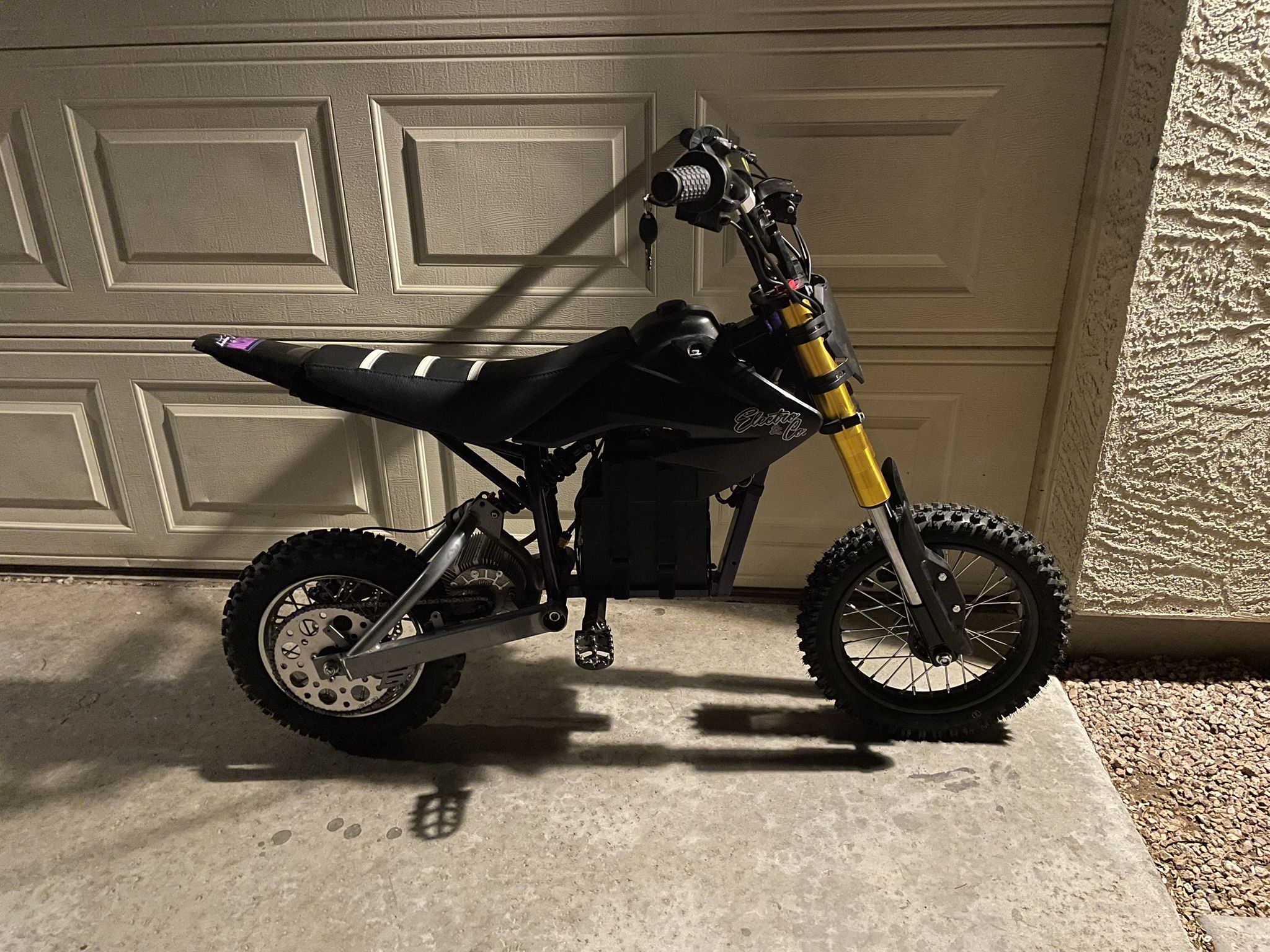 72v Razor 