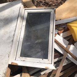 Free Window Pane Glass Sash For Greenhouse Off Grid Or Craft Project 