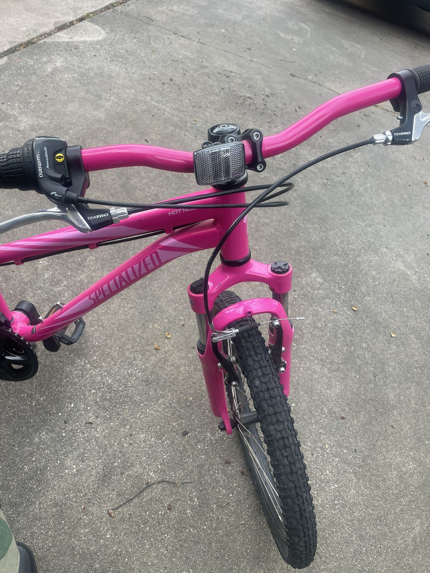Specialized 20” girls bike