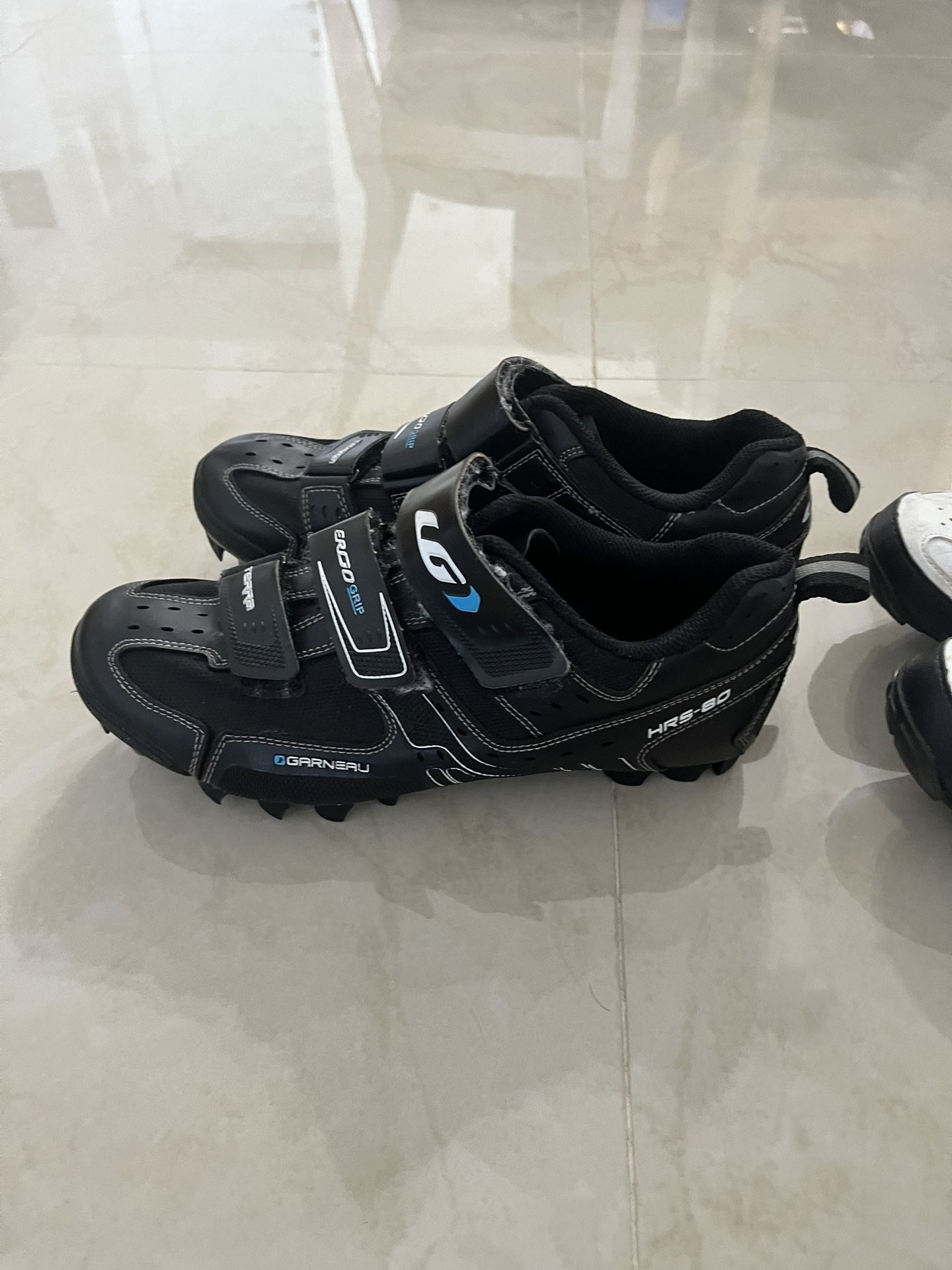 Tow Pair Women Spinning Shoes