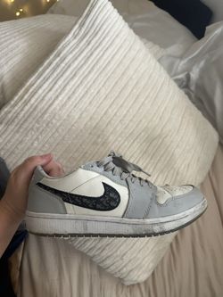 Dior Shoes