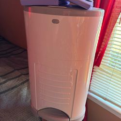 Diaper Trash Can 