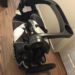 graco car seat, base and jogger stroller