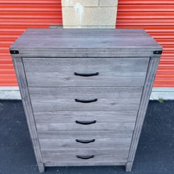 Weathered Gray 5-Drawer Dresser