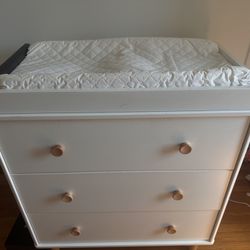 Babyletto Lolly 3-Drawer Changer Dresser with Removable Changing 