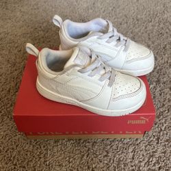 Baby Shoes 