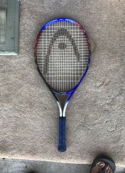 Tennis racquet