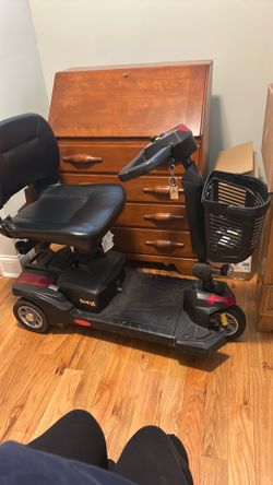 Mobile chair for people that are not able to walk too well