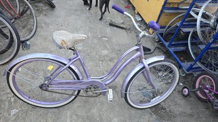 24 in beach cruiser Schwinn coaster 