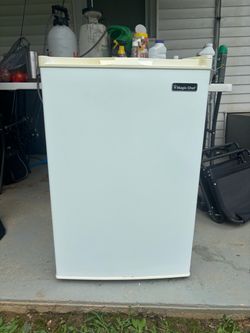 Magic Chef Upright Mini Freezer