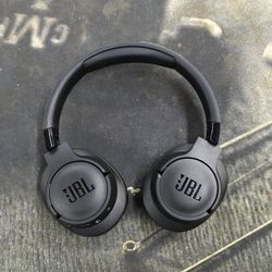 JBL Bluetooth Headphones 