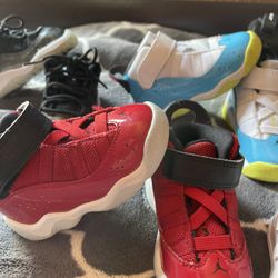 Tons More Shoes Sz.1-8c 