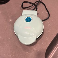 Waffle Maker 