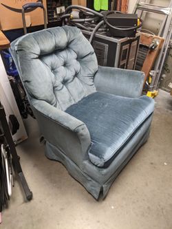 Vintage Mid-Century Tufted Swivel Rocker Armchair $25