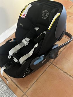 Cybex Cloud G Lux Infant Car Seat & Base (Moon Black) w/ SensorSafe
