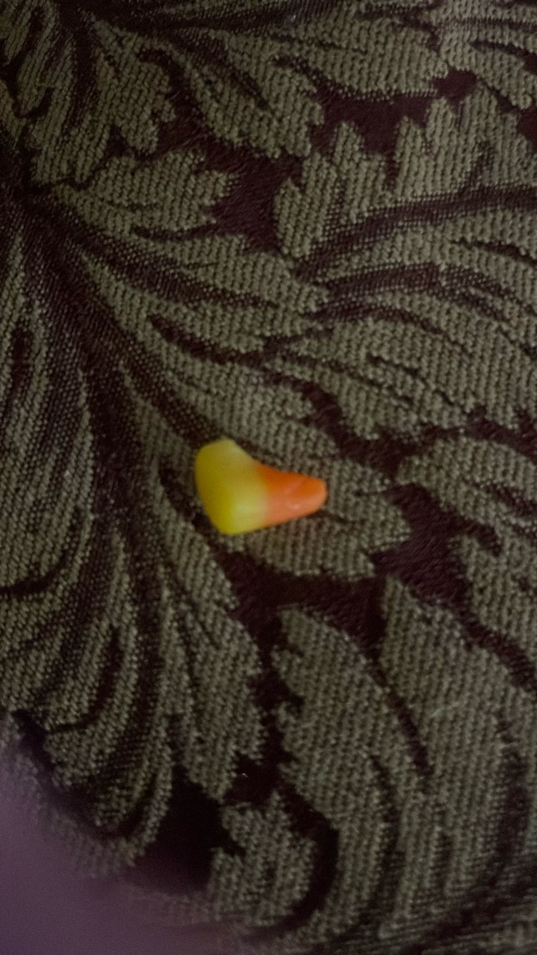 Candy corn Tooth