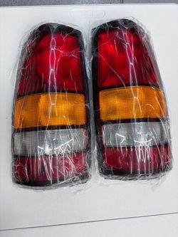 Chevy gmc tail lights