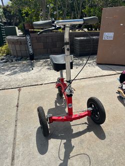 Knee scooter