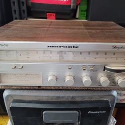 Vintage Marantz Silverface Receiver Model SR2000.  $375 Pickup In Oakdale 