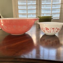 Pyrex Pink Gooseberry 