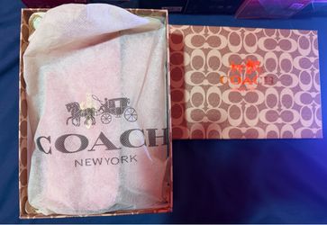 woman’s Coach purses/bags