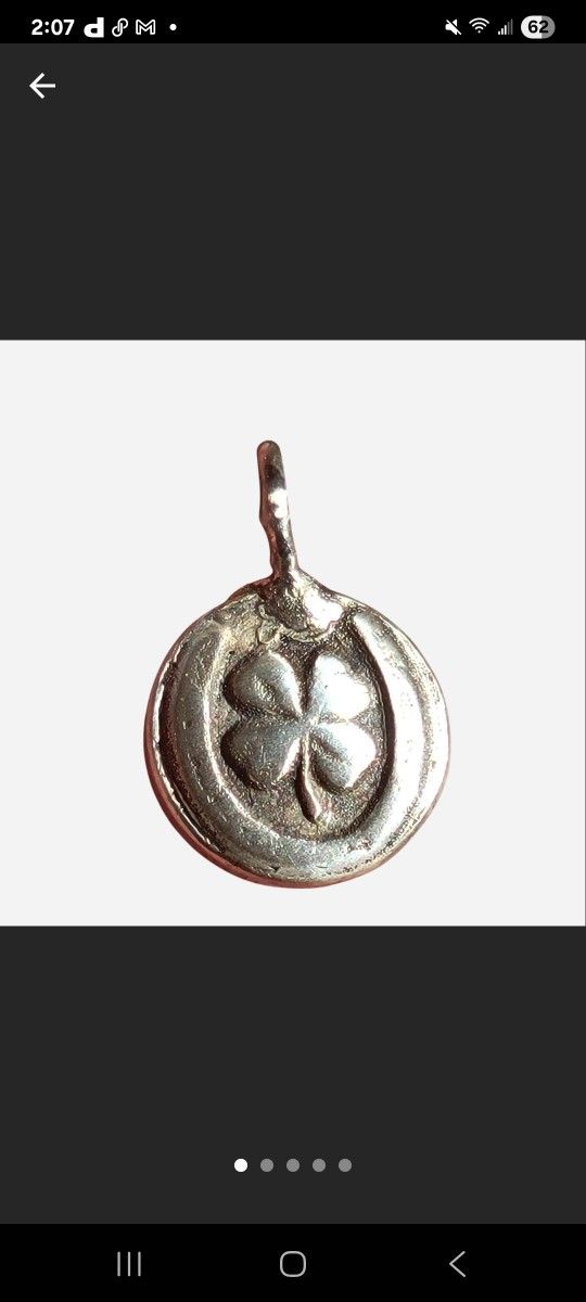 999 Silver Lucky Charm / Amulet / Pendant 

- 15mm

- New 

- Unisex

 - 1.10g in weight 

Soldered o ring for extra durability 

999 Fine Silver 