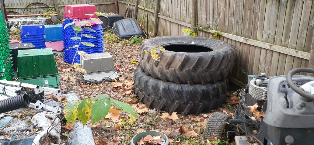 Tractor tires