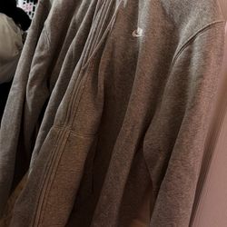 Nike gray zip up size M in men’s