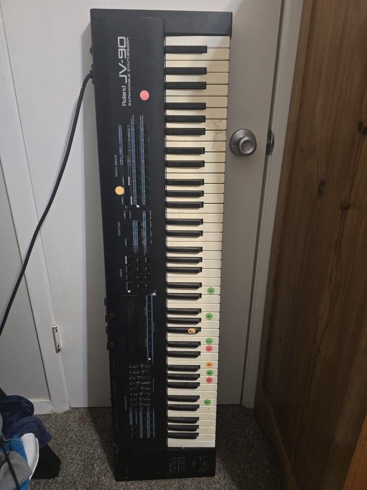 JV-90 Expandable Synthesizer