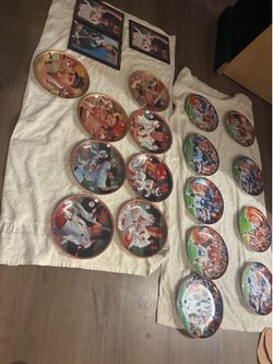 Collectors items. Plates , WALL PICTURES. NFL / MLB