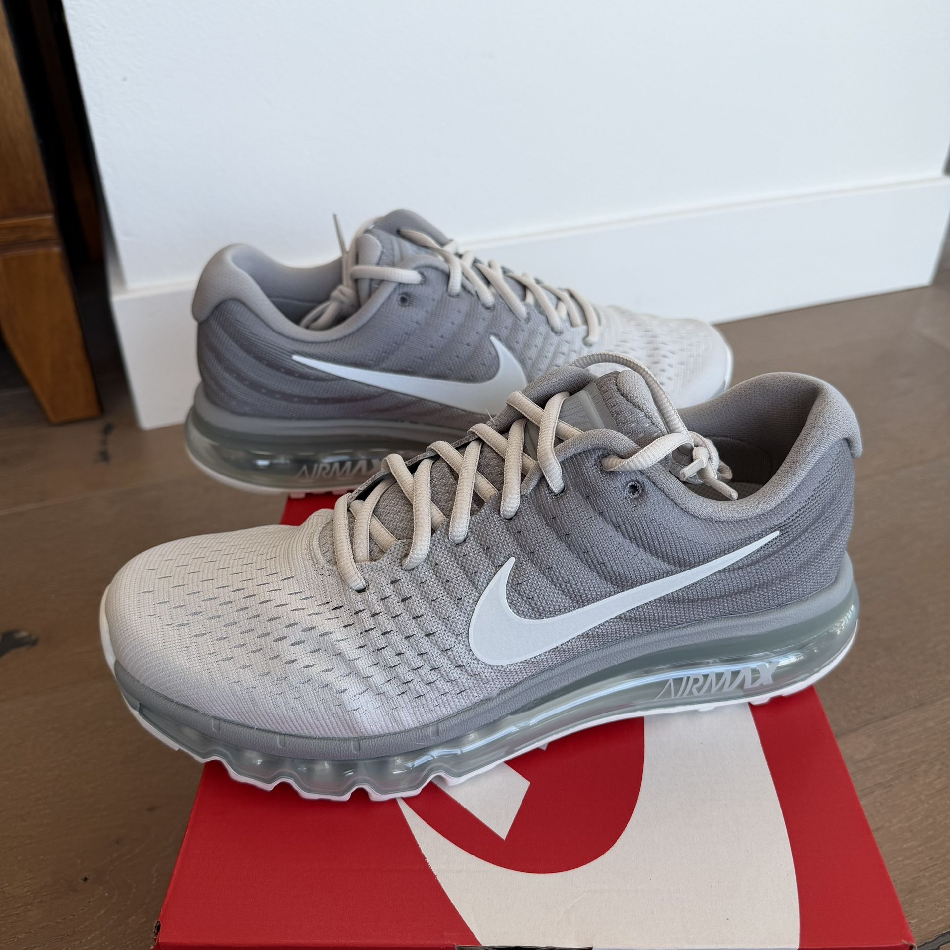 NEW: Nike Air Max 2017 Men’s SIZE 8.5 Light Bone/Matte Silver/Off White 849559-005