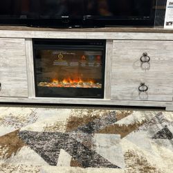 Willowton Whitewash Tv Stand With Electric Fireplace
Ashley Furniture$10 Down Payment And Financing Available