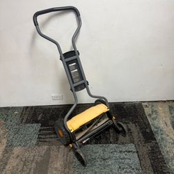Manual Lawn Push Mower Tool