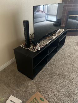 Black TV Stand / Entertainment Center – Great Condition