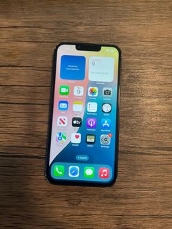 Apple iPhone 13