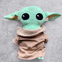 Star Wars Mandalorian Baby Yoda Plush The Child Grogu 21” Tall 13” Wide Body 16” Ear to Ear