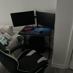 Selling Pc And Extras 