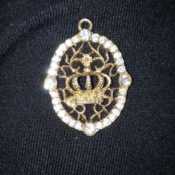 Beautiful Crown Necklace
