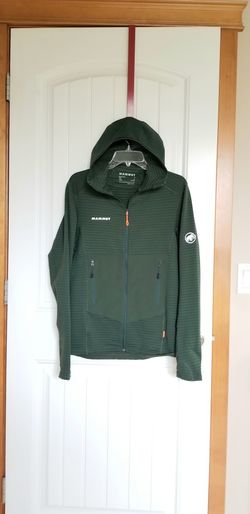 MAMMUT Mens Small FLEECE Lined Inside LIGHTWEIGHT fleece is essential for all-season exploration. 