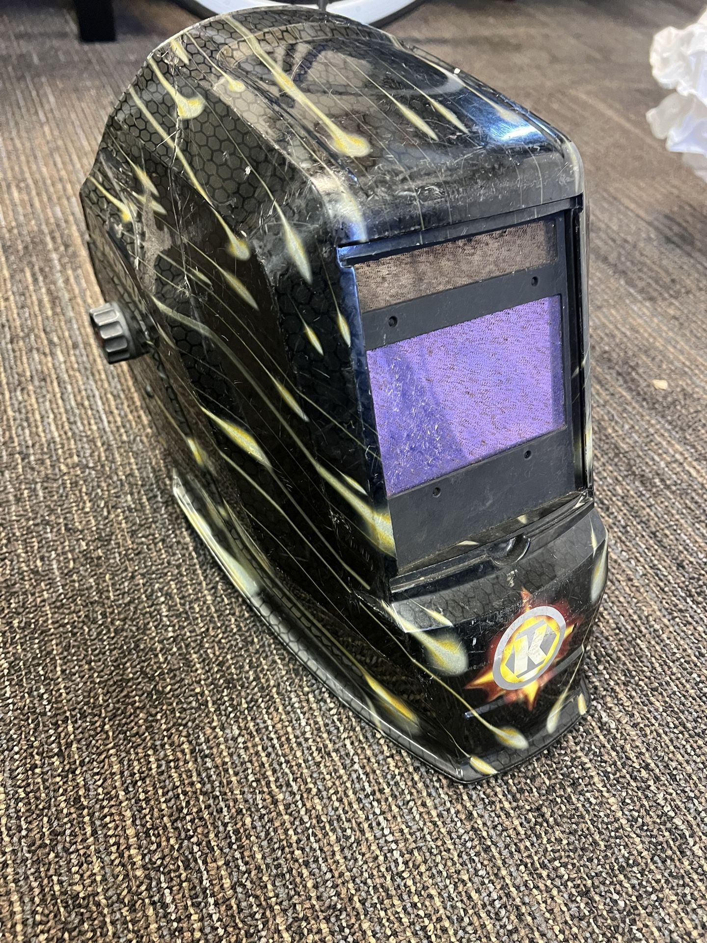Kobalt Auto Darkening Variable Shade Hydrographic Welding Helmet