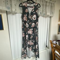 Comfy And Lighweight Floral Sundress (2x)
