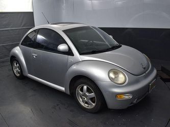 2000 Volkswagen New Beetle