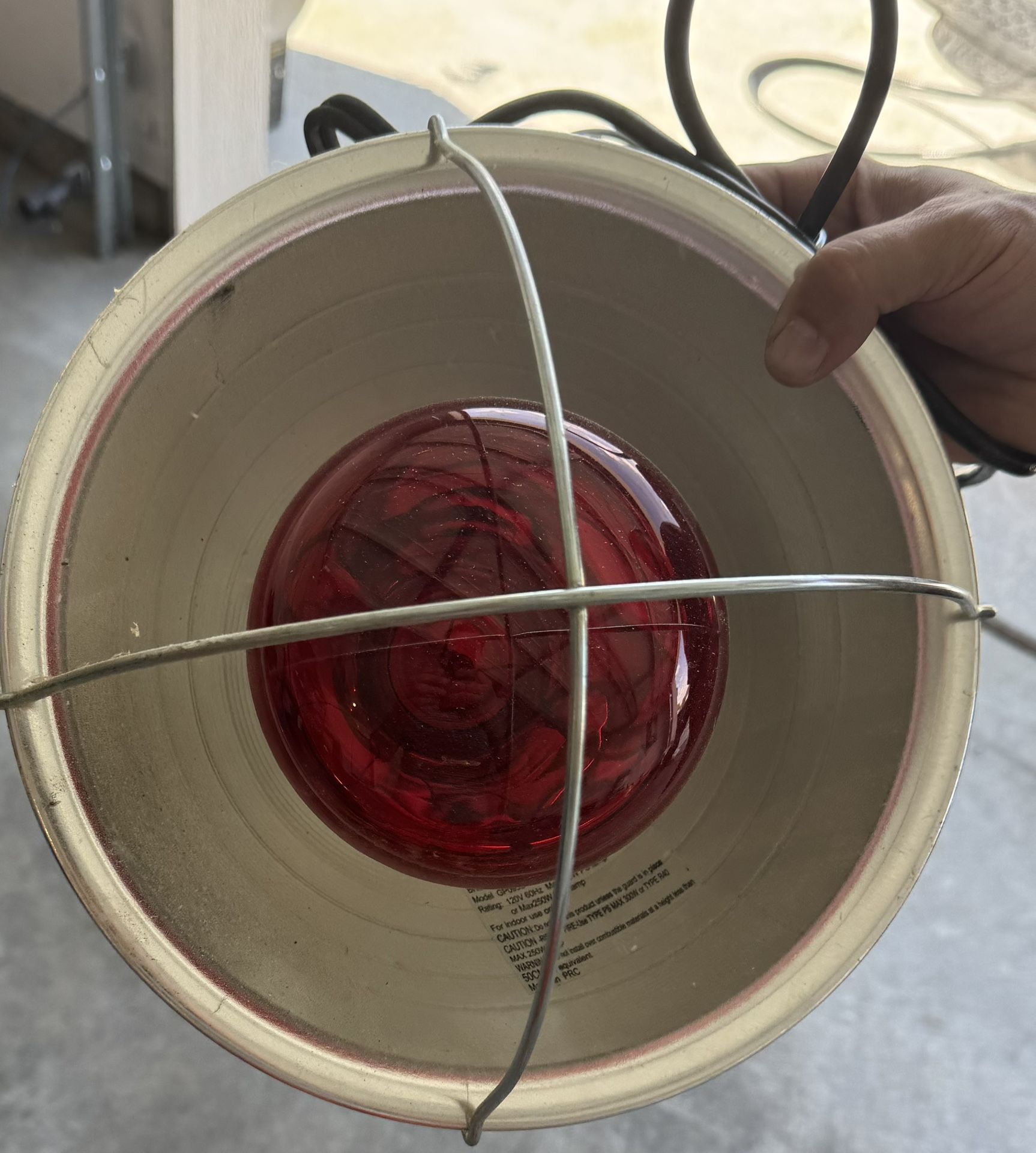 Brooder Heat Lamp 120V 60Hz