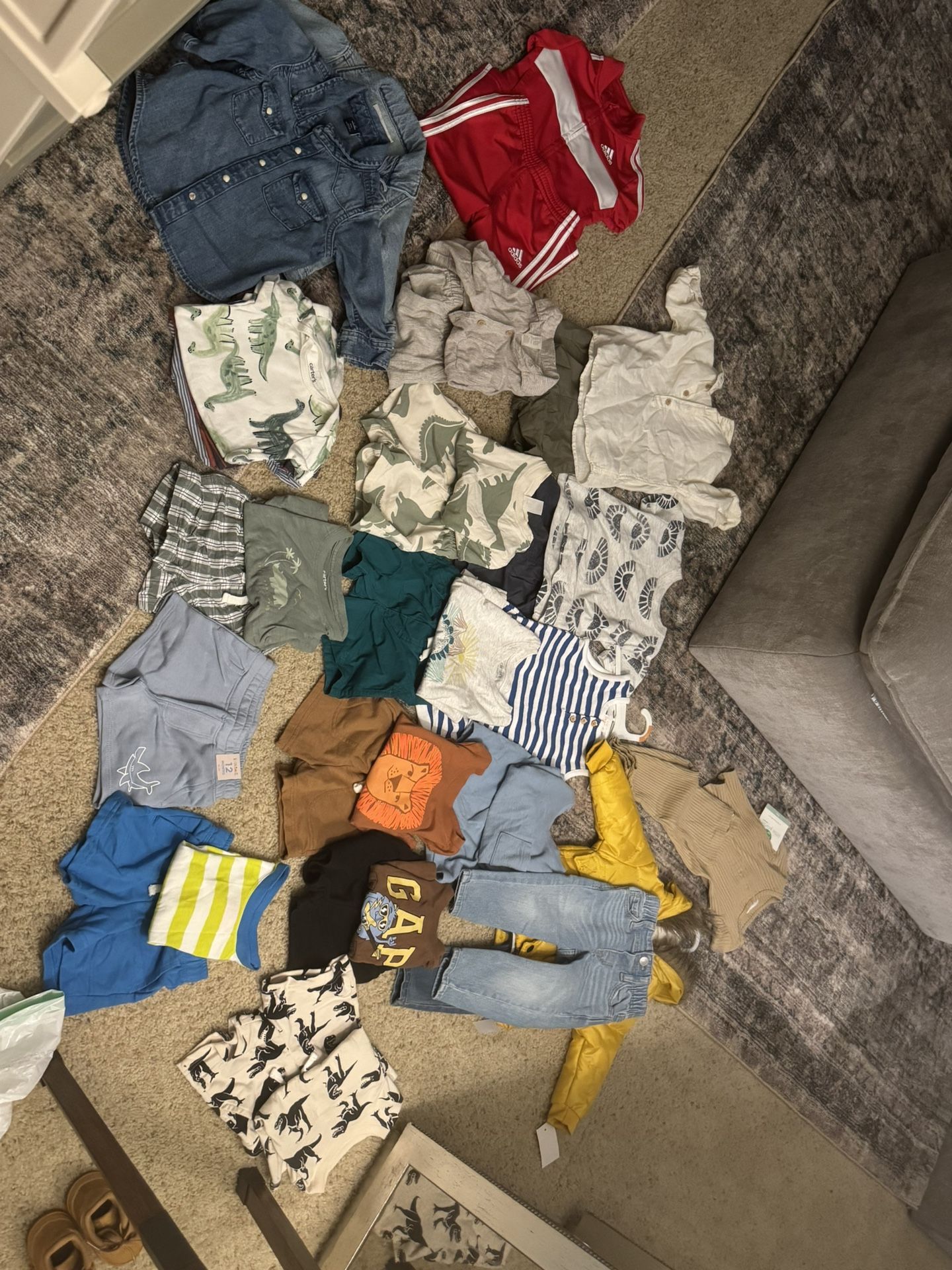 Baby Clothes Size 12 Months