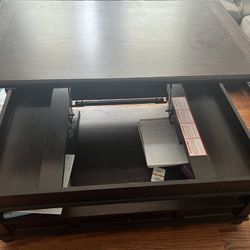 Wooden  Coffee table With lift Top